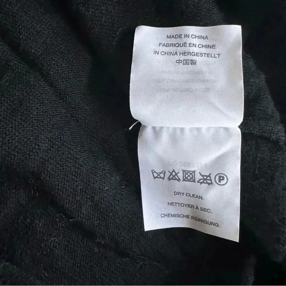 J Crew Black Sweater 100% Merino Wool long Sleeve Crew Neck Pullover Size XXXS